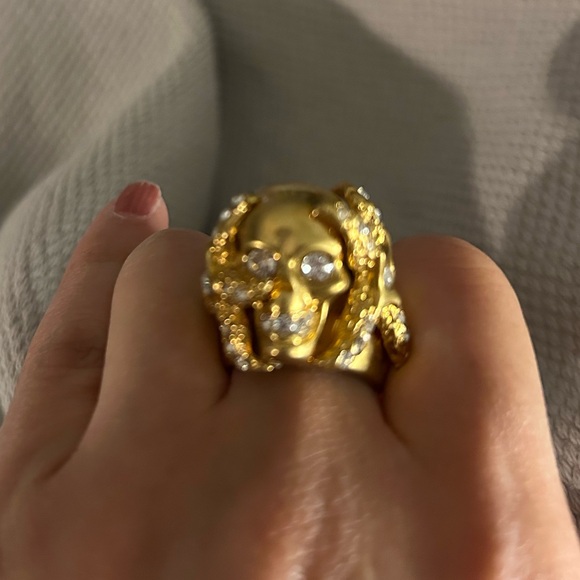 Alexander McQueen Starfish Skull Gold Ring- Size 11 (sizing chart in pics) - Picture 6 of 8